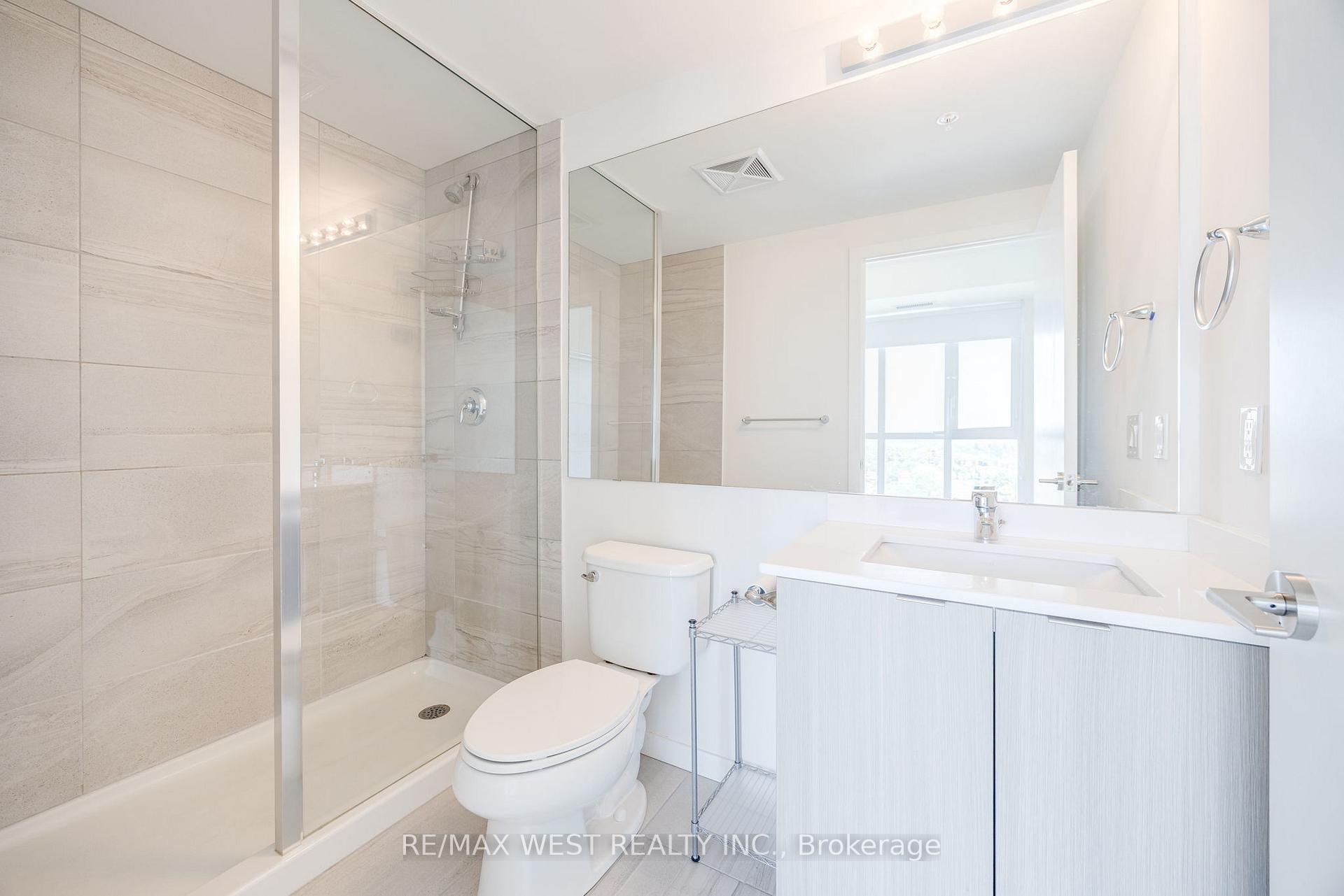 Photo 13 of Unit 902, 3237 Bayview Avenue, North York, Bayview Woods-Steeles — HOMEH