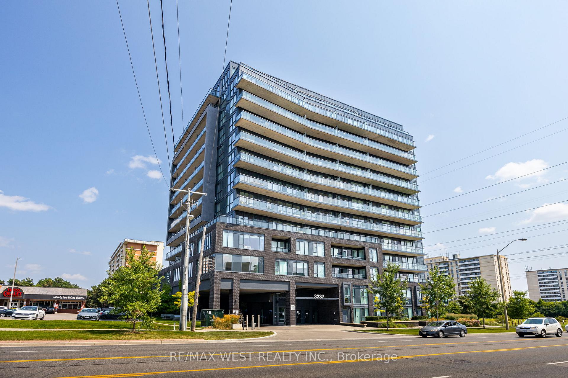 Photo 20 of Unit 902, 3237 Bayview Avenue, North York, Bayview Woods-Steeles — HOMEH