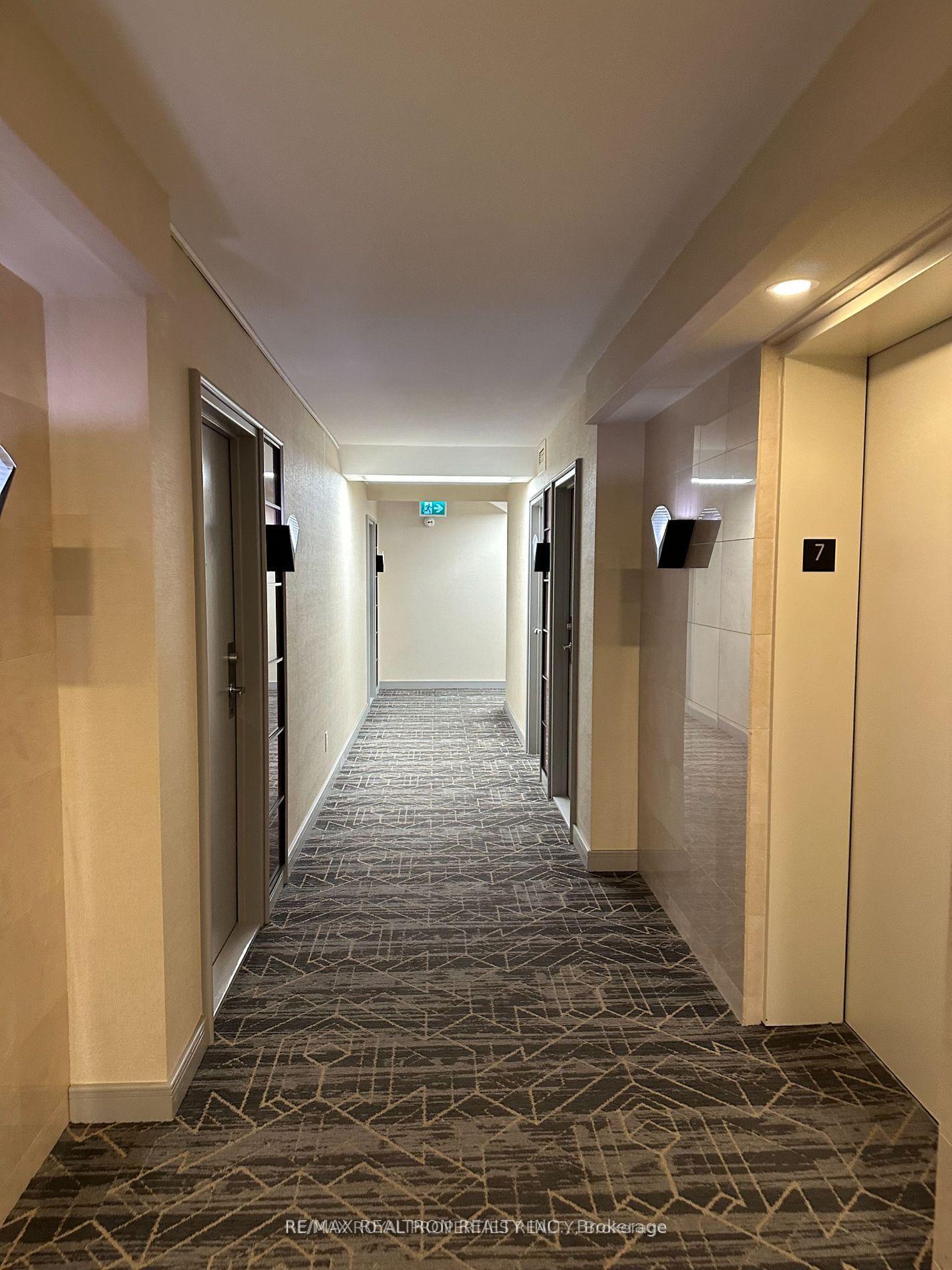 Photo 6 of Unit 718, 88 Corporate Drive, Scarborough, Woburn — HOMEH