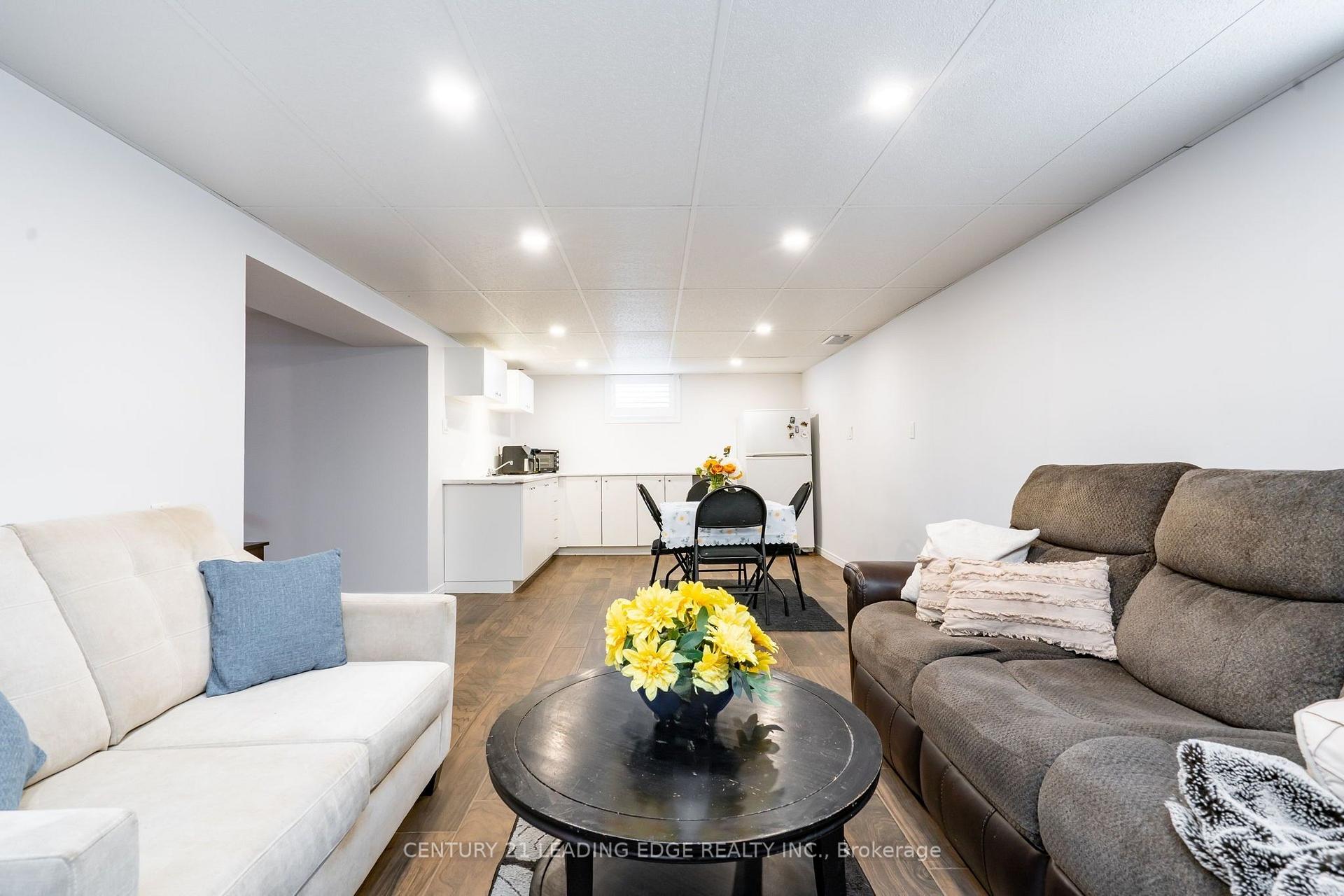 Photo 24 of 258 Nipigon Street, Oshawa, McLaughlin — HOMEH