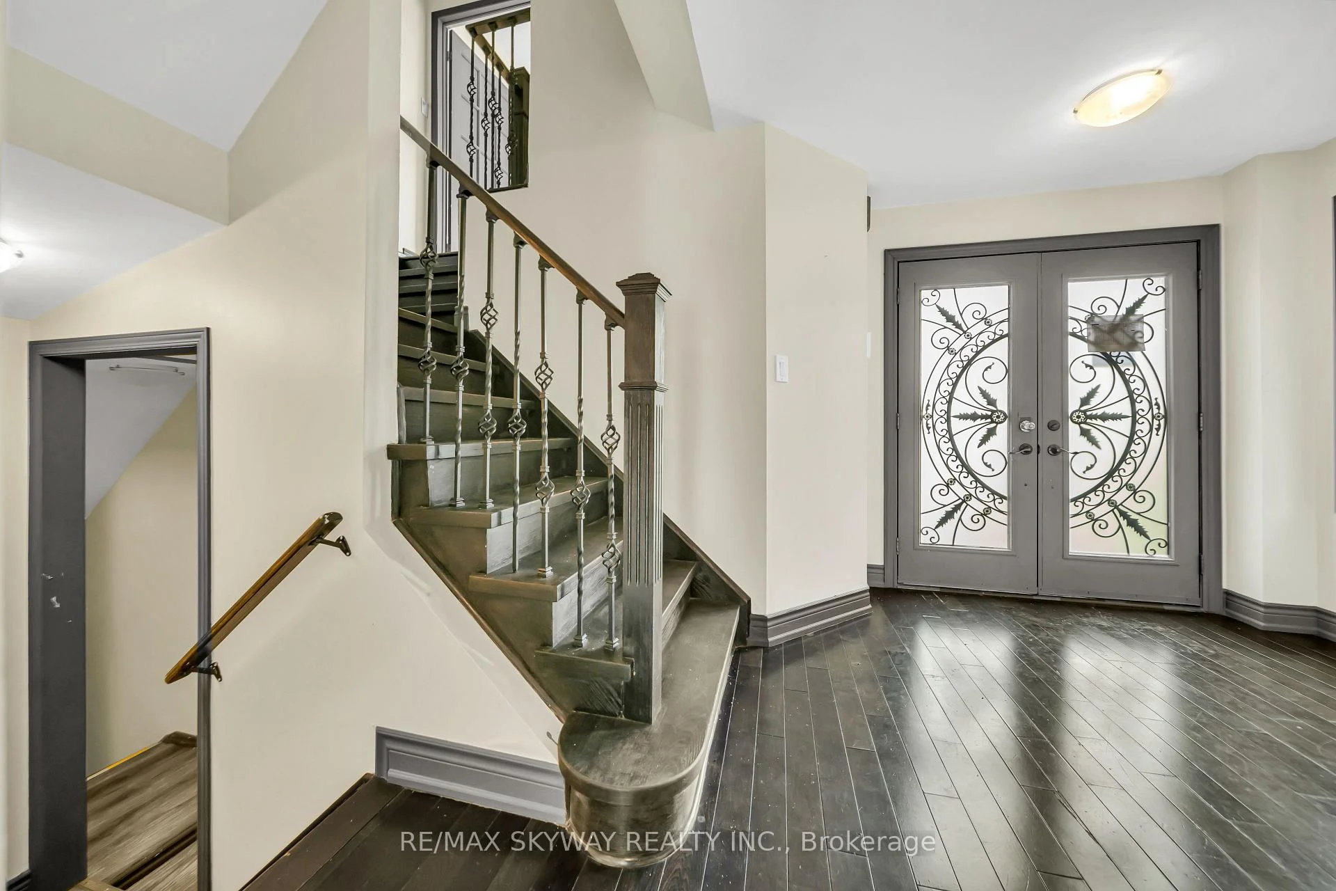 Photo 11 of 2055 Blue Ridge Crescent, Pickering, Brock Ridge — HOMEH