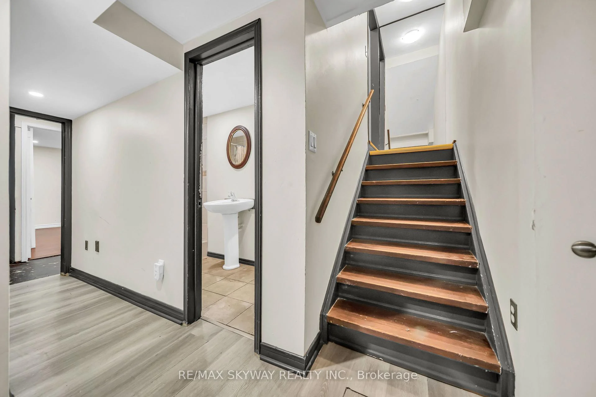 Photo 39 of 2055 Blue Ridge Crescent, Pickering, Brock Ridge — HOMEH