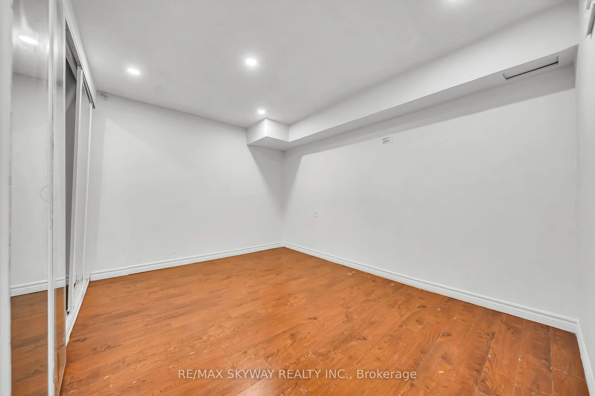 Photo 43 of 2055 Blue Ridge Crescent, Pickering, Brock Ridge — HOMEH