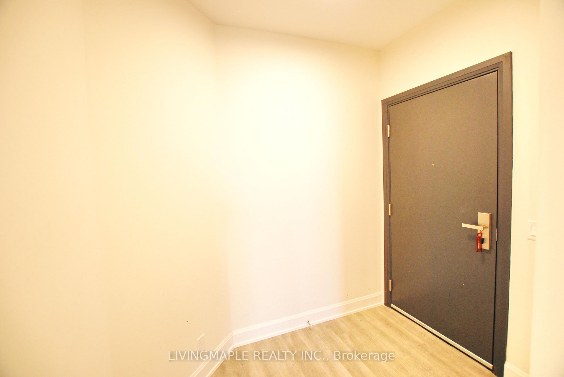 Photo 8 of Unit 1709, 12 Gandhi Lane, Markham, Commerce Valley — HOMEH
