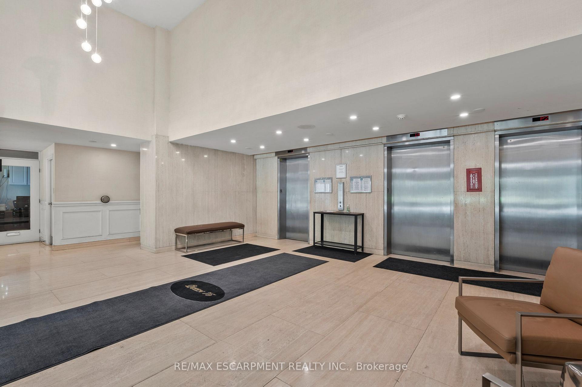 Photo 2 of Unit 2206, 75 Queen Street N, Hamilton, Strathcona — HOMEH