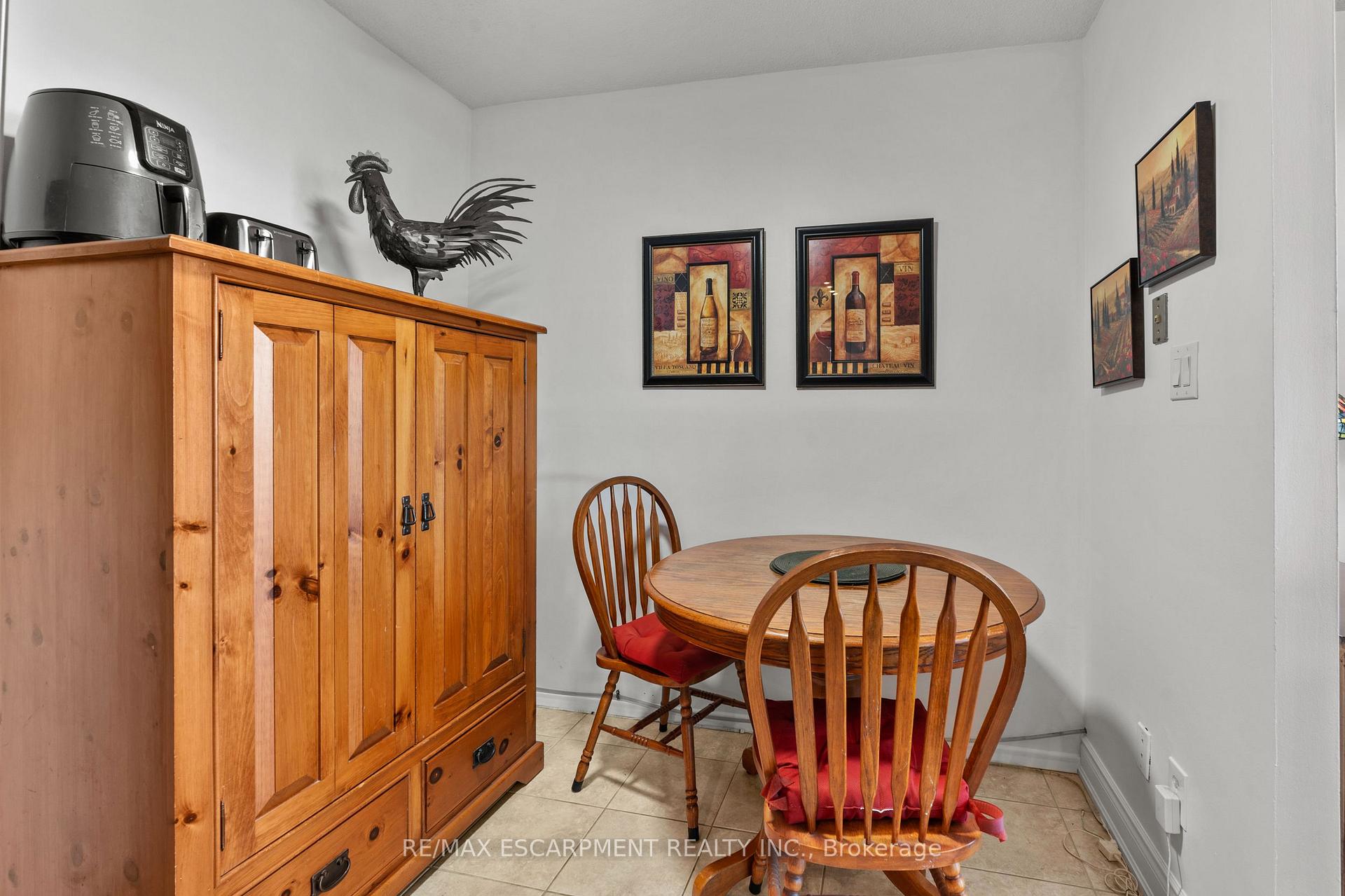 Photo 7 of Unit 2206, 75 Queen Street N, Hamilton, Strathcona — HOMEH
