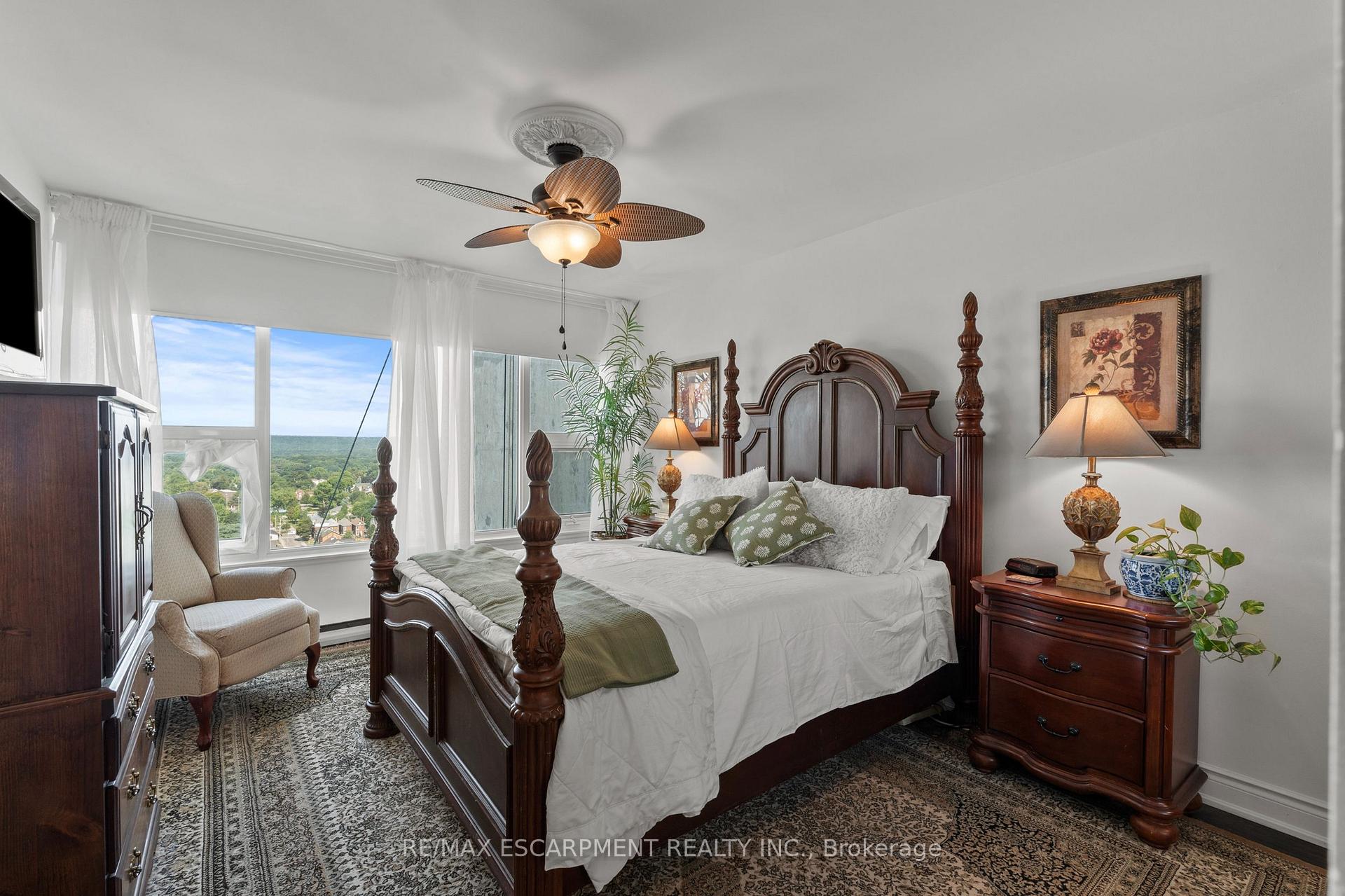 Photo 15 of Unit 2206, 75 Queen Street N, Hamilton, Strathcona — HOMEH