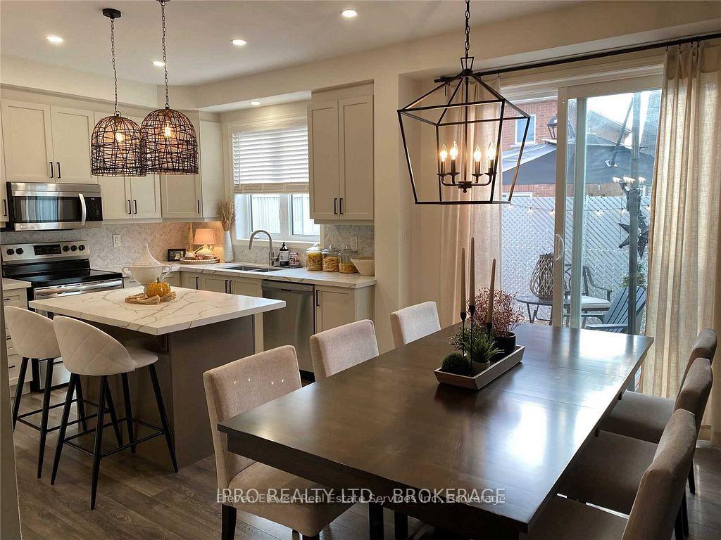 Photo 4 of Unit 42, 1222 Rose Way, Milton, Cobban — HOMEH