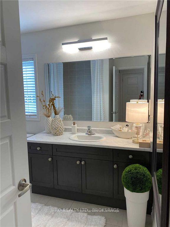 Photo 12 of Unit 42, 1222 Rose Way, Milton, Cobban — HOMEH