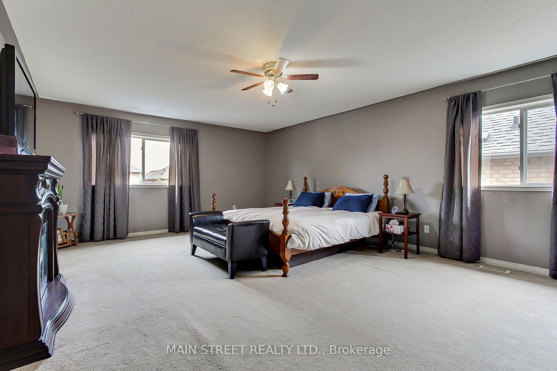 Photo 19 of 110 Crittenden Drive, Georgina, Keswick South — HOMEH