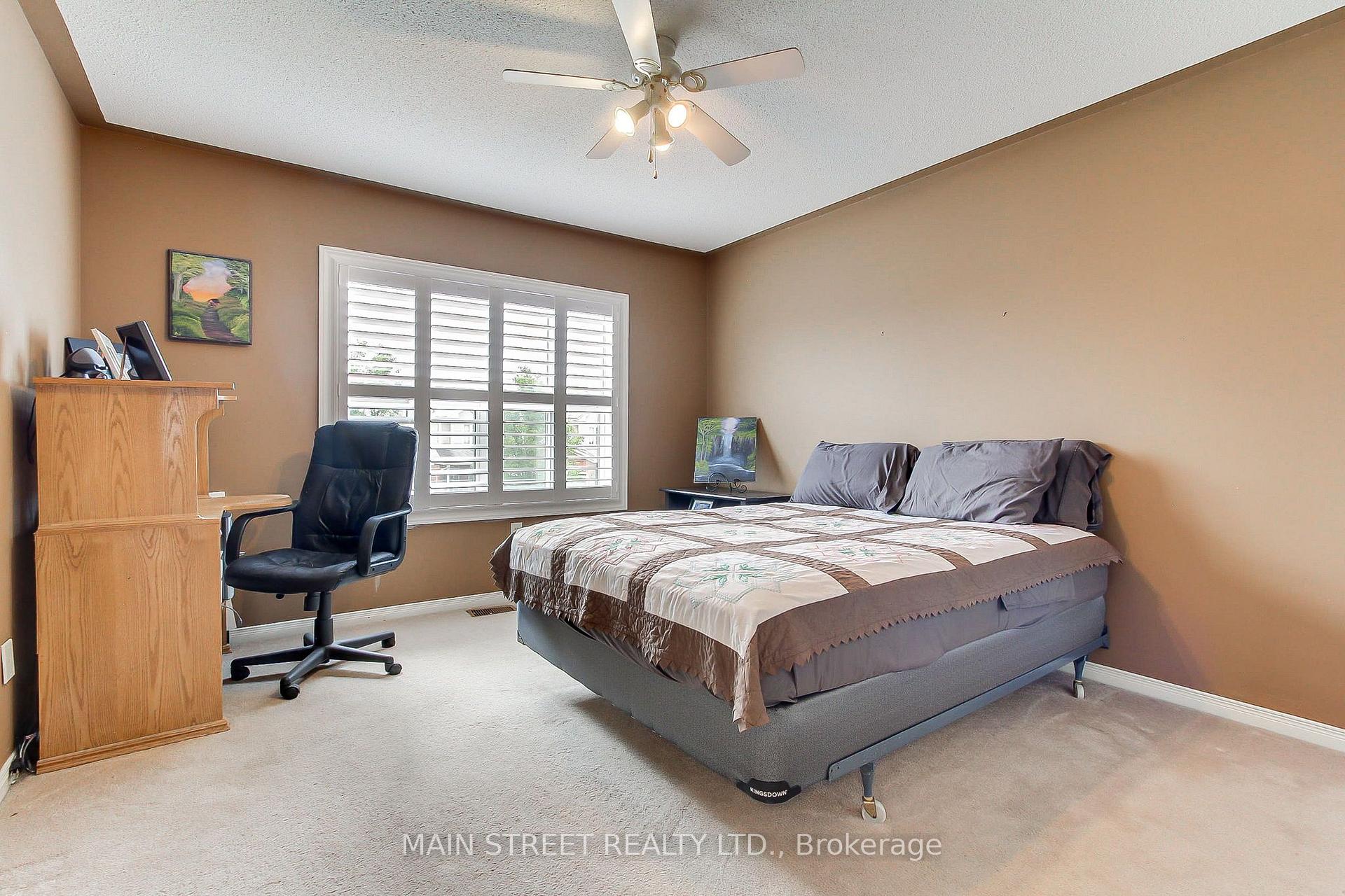 Photo 22 of 110 Crittenden Drive, Georgina, Keswick South — HOMEH