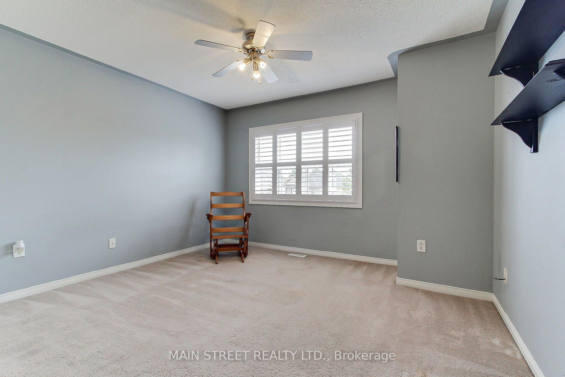 Photo 23 of 110 Crittenden Drive, Georgina, Keswick South — HOMEH