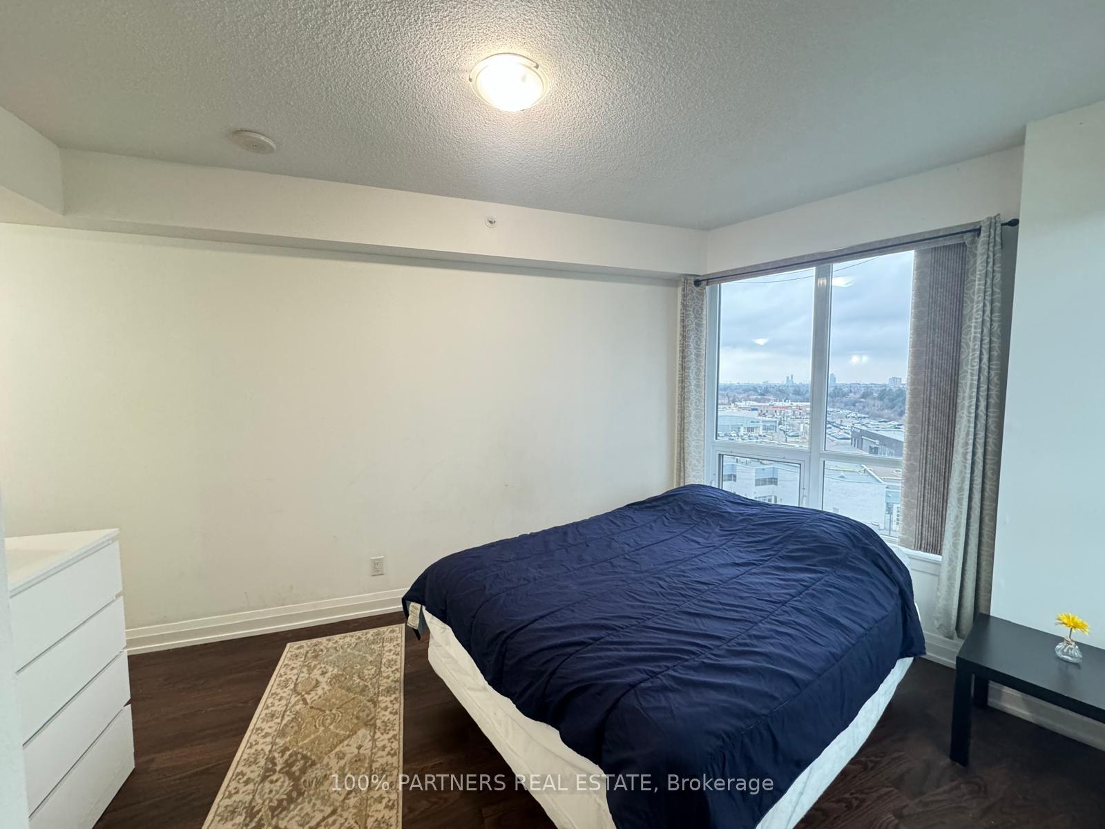 Photo 7 of Unit 607, 7171 Yonge Street, Markham, Thornhill — HOMEH