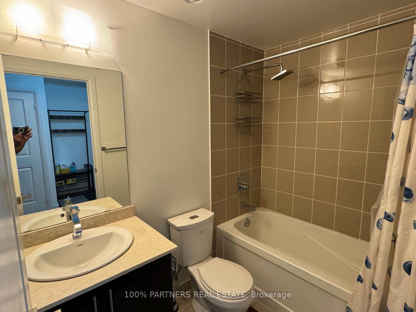 Photo 9 of Unit 607, 7171 Yonge Street, Markham, Thornhill — HOMEH