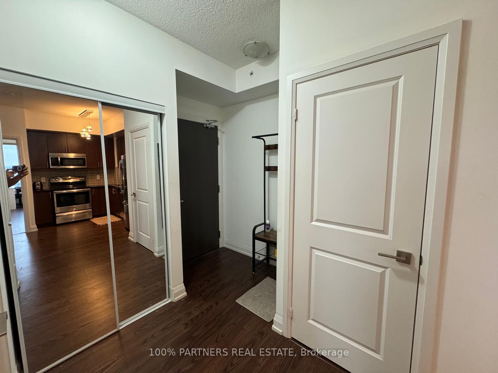 Photo 13 of Unit 607, 7171 Yonge Street, Markham, Thornhill — HOMEH