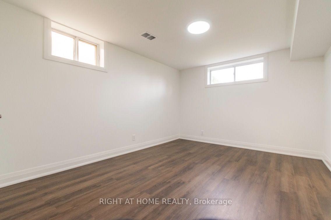 Photo 9 of Unit Bsmt, 186 Driscoll Road, Richmond Hill, Mill Pond — HOMEH