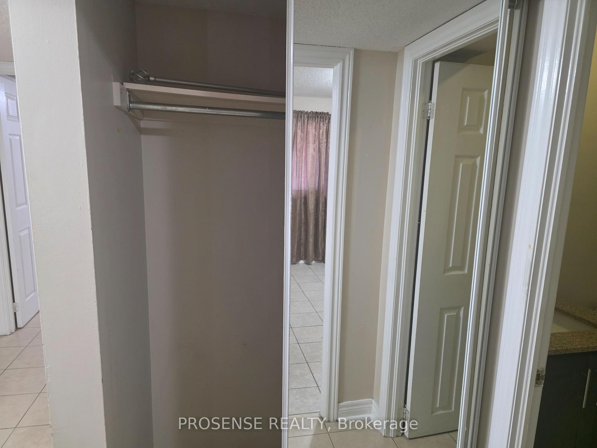 Photo 15 of 118 Rollingwood Bsmt Drive, Brampton, Fletcher's Creek South — HOMEH