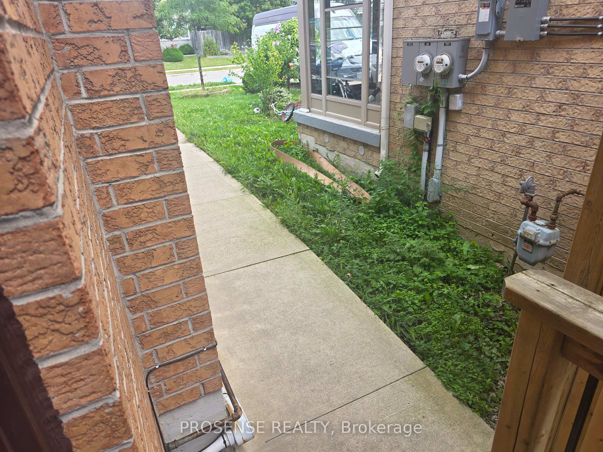 Photo 17 of 118 Rollingwood Bsmt Drive, Brampton, Fletcher's Creek South — HOMEH