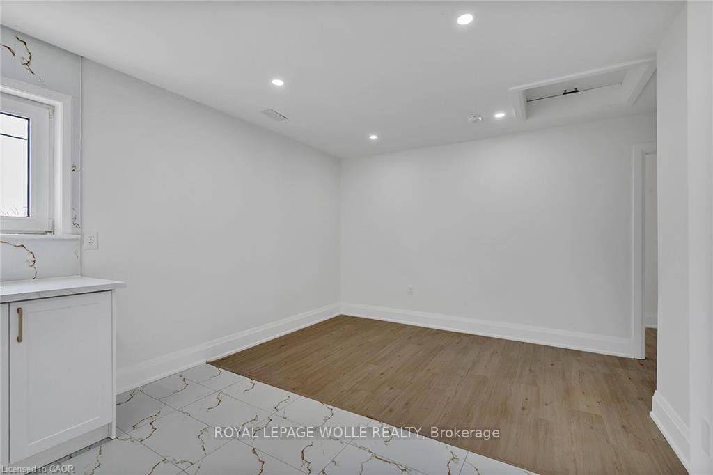 Photo 6 of Unit 2, 581 Lancaster Street W, Kitchener, Lexington/Lincoln Village — HOMEH