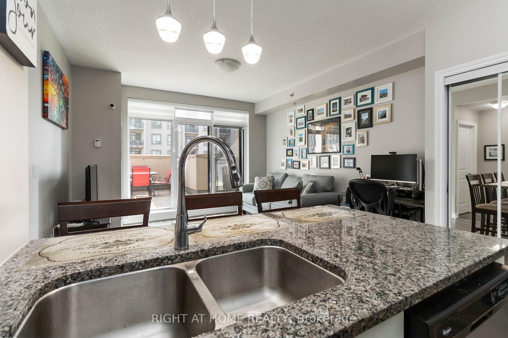 Photo 16 of Unit 301, 2490 Old Bronte Road, Oakville, Westmount — HOMEH
