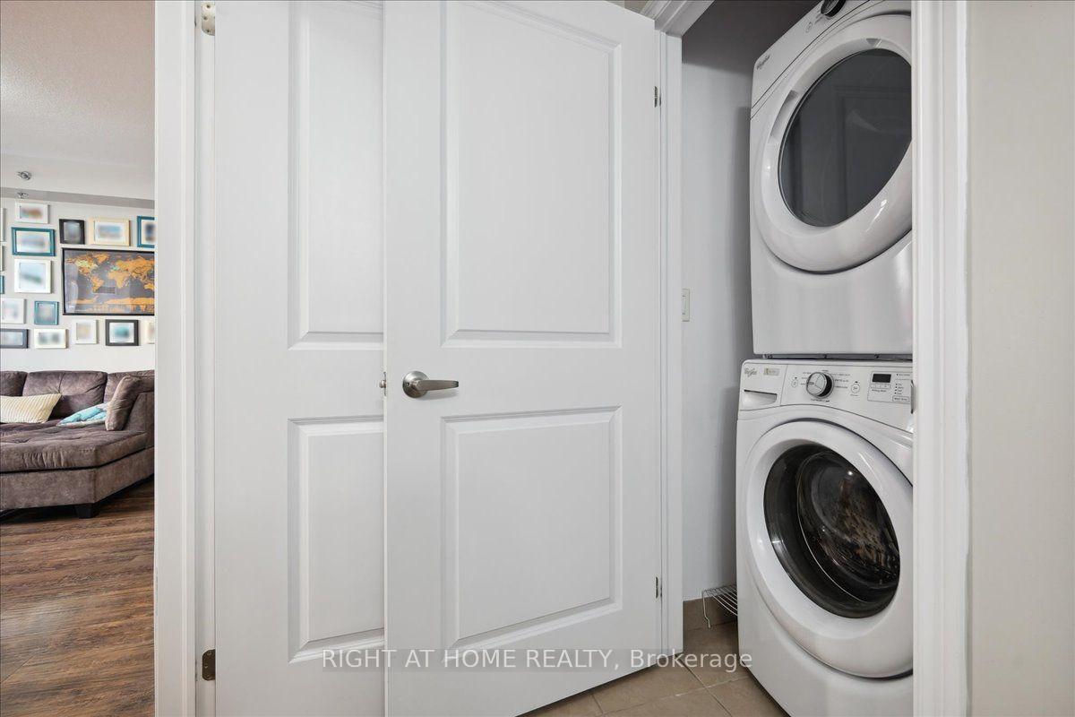 Photo 23 of Unit 301, 2490 Old Bronte Road, Oakville, Westmount — HOMEH