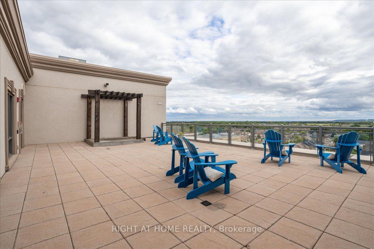 Photo 33 of Unit 301, 2490 Old Bronte Road, Oakville, Westmount — HOMEH