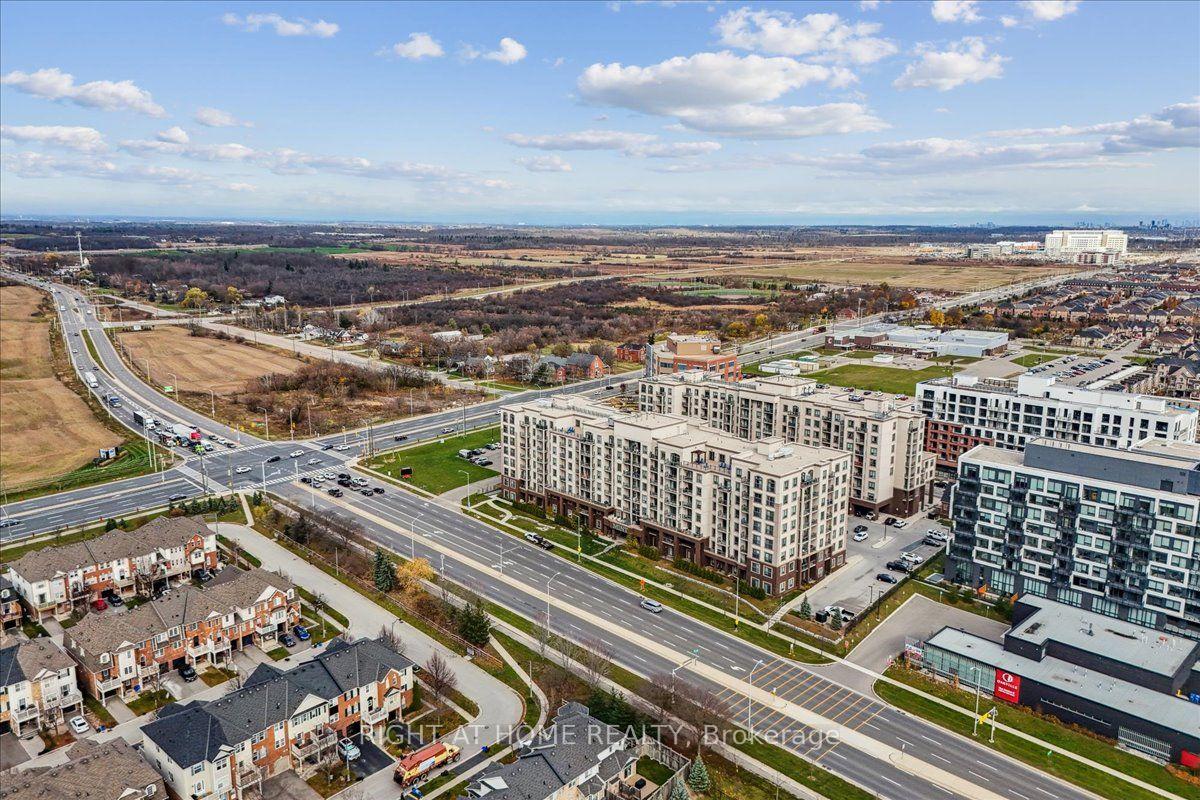Photo 35 of Unit 301, 2490 Old Bronte Road, Oakville, Westmount — HOMEH