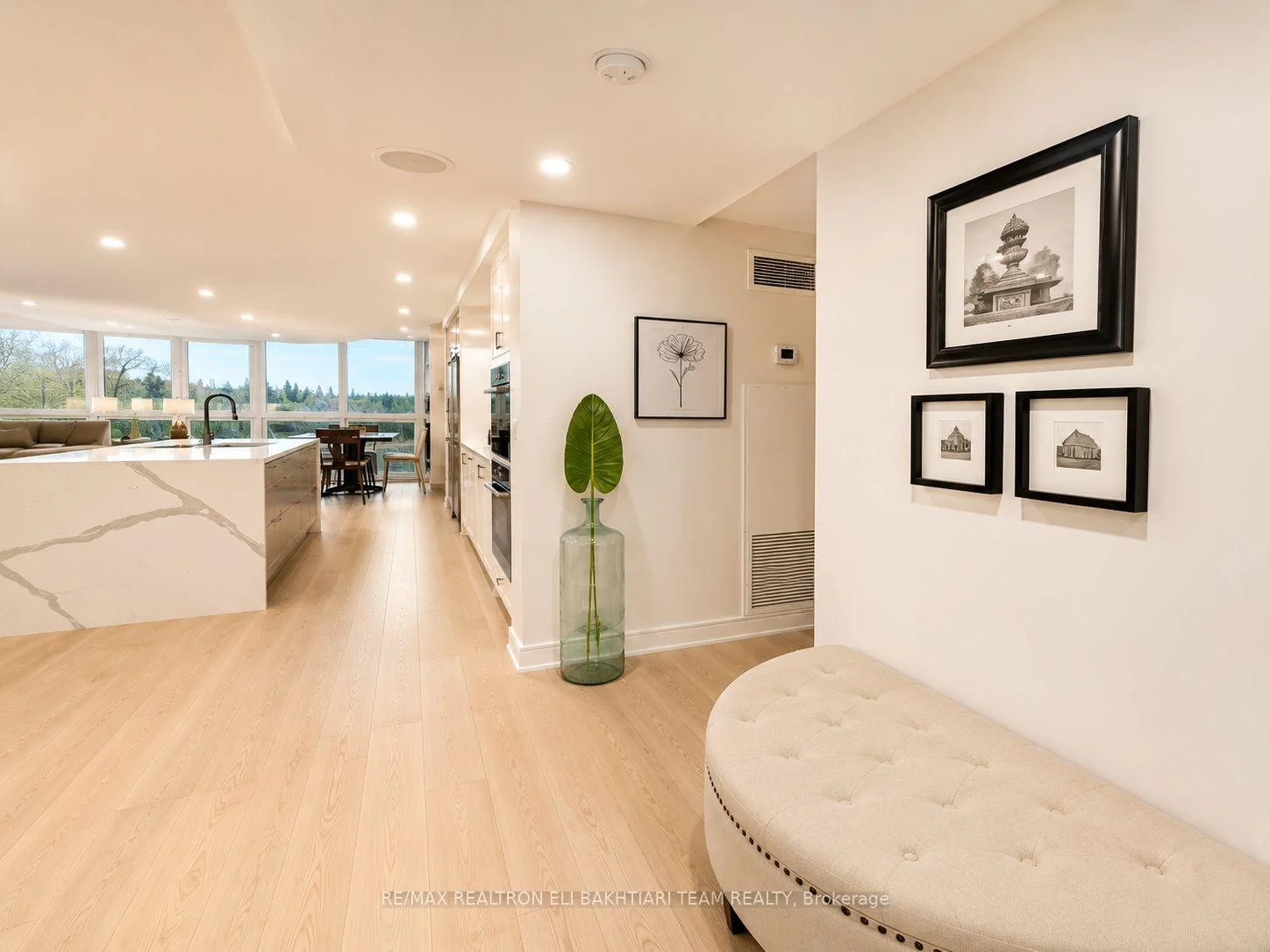 Photo 11 of Unit 502, 85 Skymark Drive, North York, Hillcrest Village — HOMEH