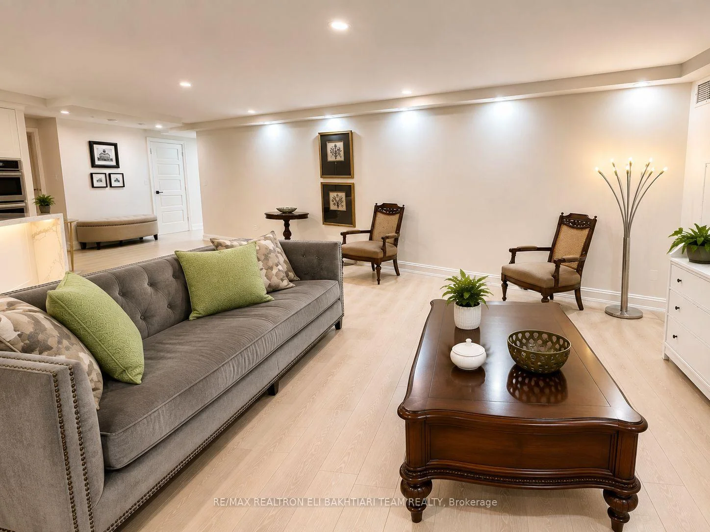Photo 20 of Unit 502, 85 Skymark Drive, North York, Hillcrest Village — HOMEH