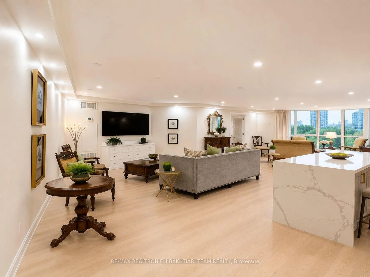 Photo 26 of Unit 502, 85 Skymark Drive, North York, Hillcrest Village — HOMEH
