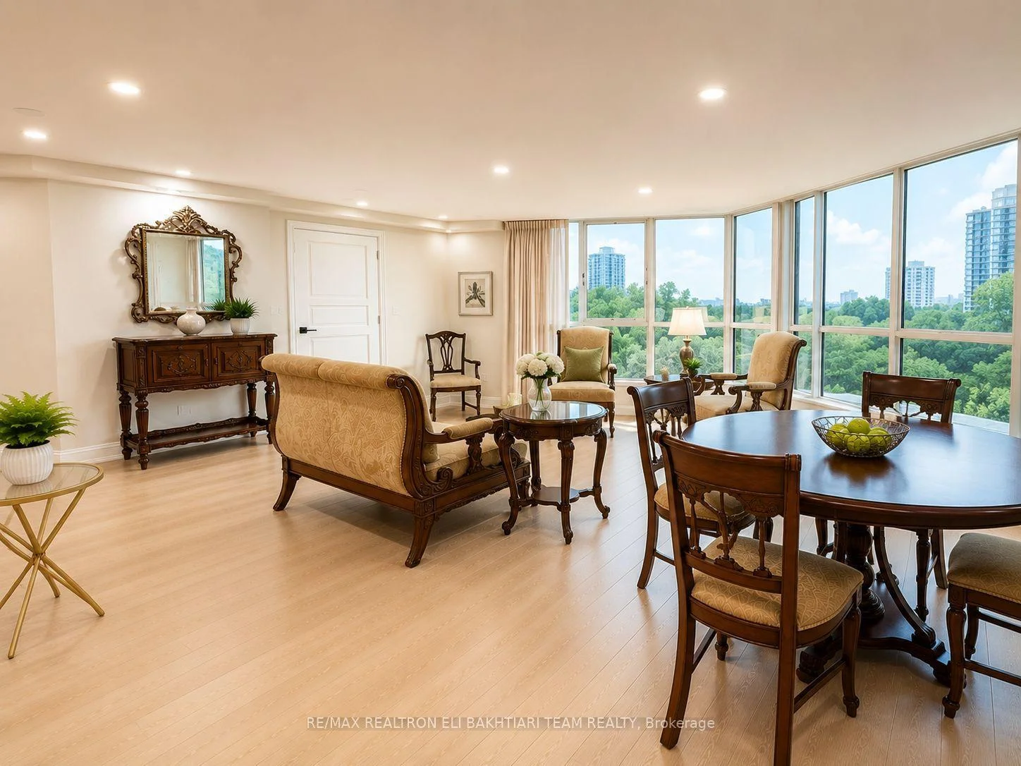 Photo 27 of Unit 502, 85 Skymark Drive, North York, Hillcrest Village — HOMEH