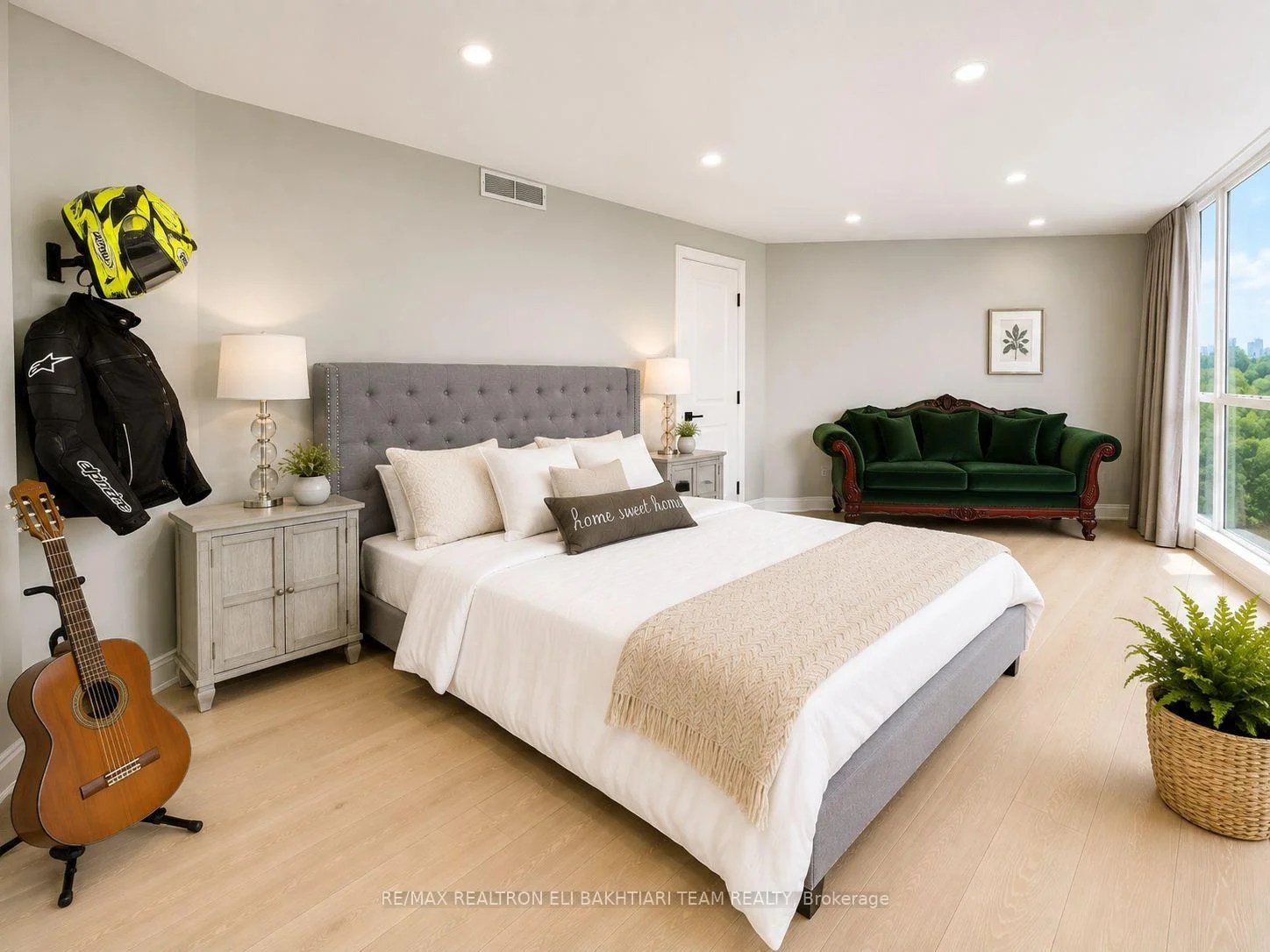 Photo 32 of Unit 502, 85 Skymark Drive, North York, Hillcrest Village — HOMEH