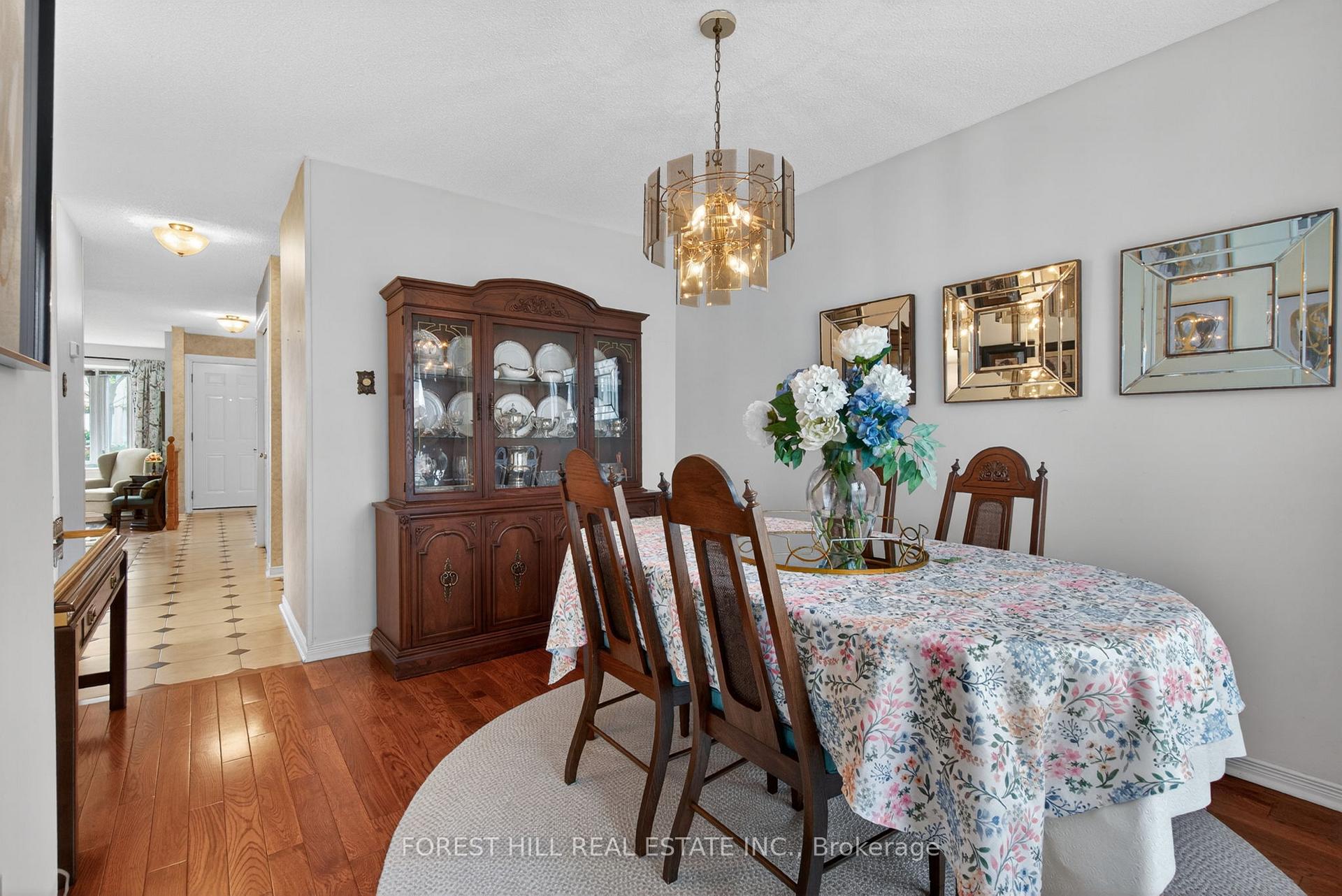 Photo 7 of Unit 30, 4635 Regents Terrace, Mississauga, Hurontario — HOMEH