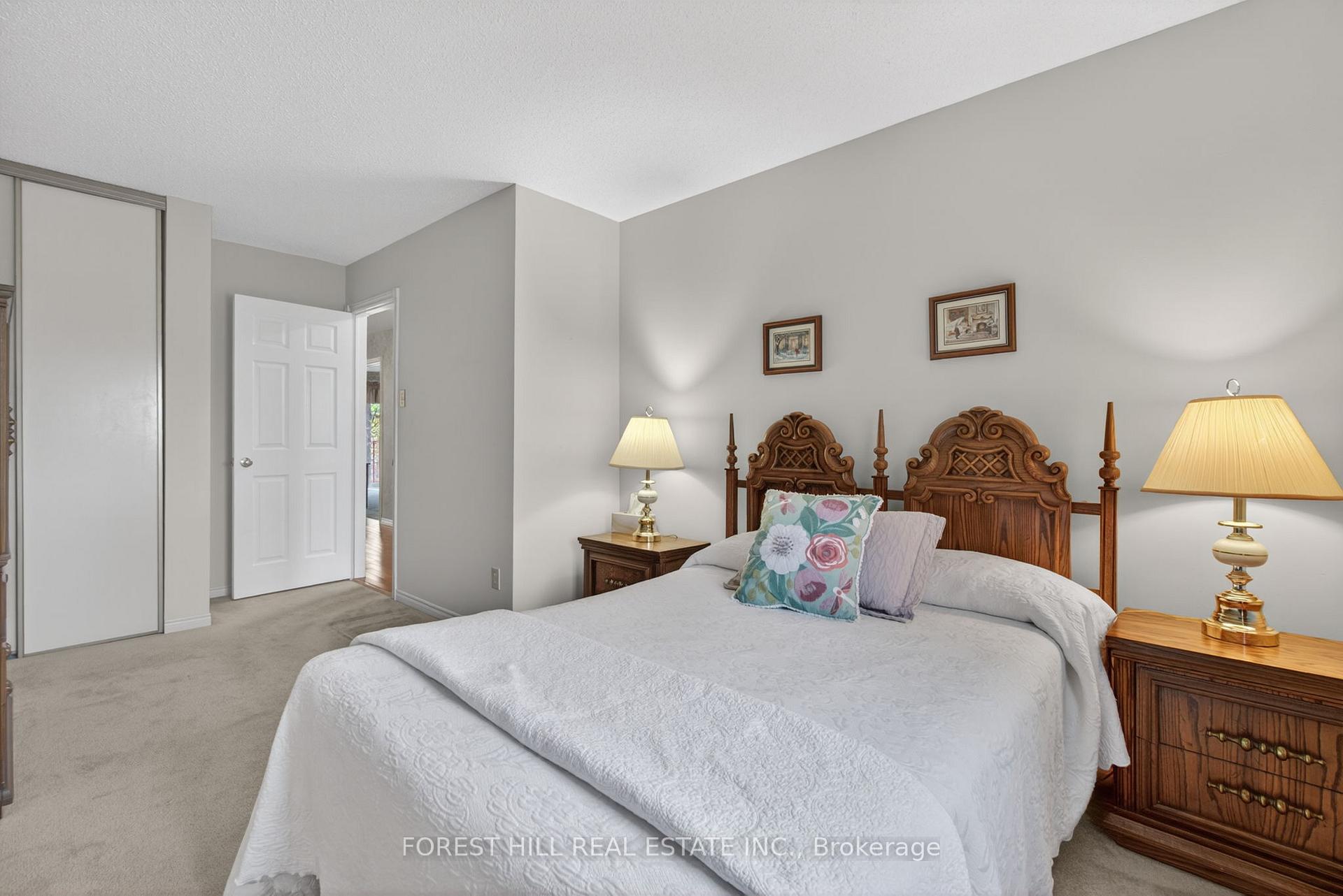 Photo 13 of Unit 30, 4635 Regents Terrace, Mississauga, Hurontario — HOMEH