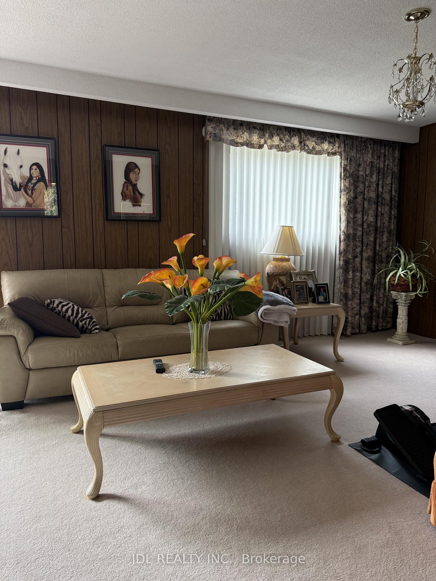 Photo 8 of Unit Room, 28 Orangewood Crescent, Scarborough, L'Amoreaux — HOMEH