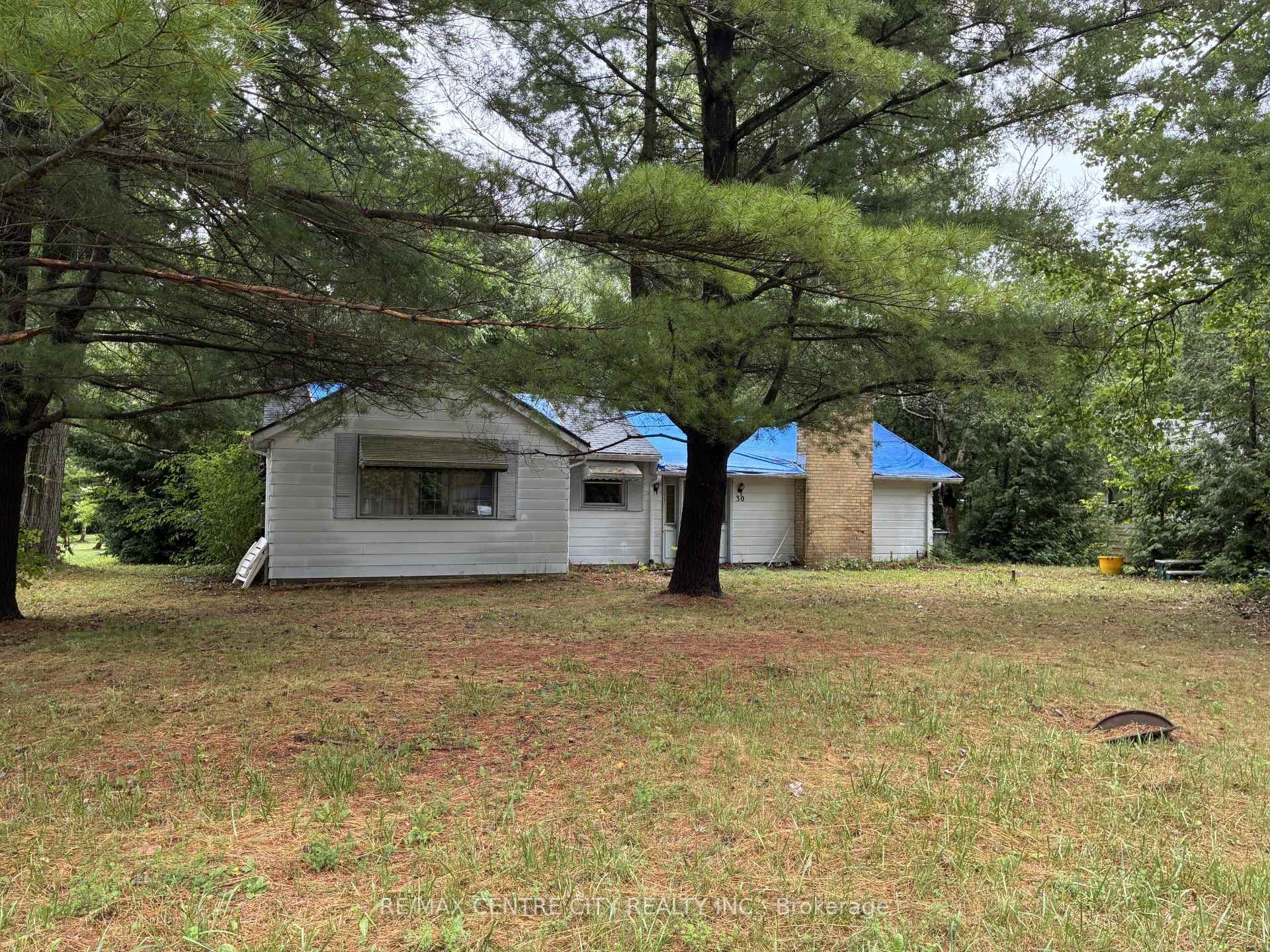 Photo 1 of 9644 Richardson Drive, Lambton Shores — HOMEH