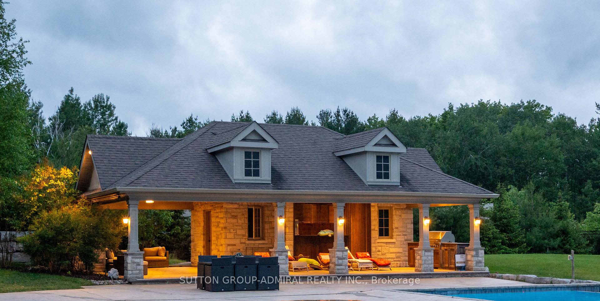 Photo 5 of 66 Scotch Valley Drive, King, King City — HOMEH