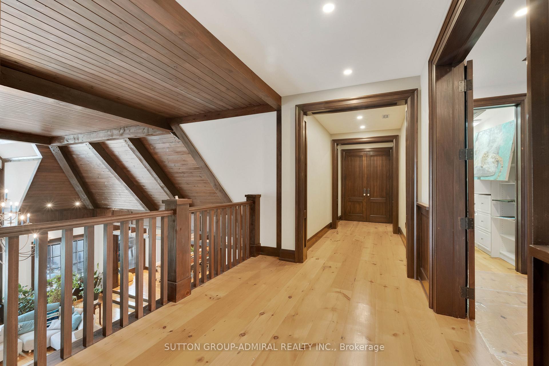 Photo 36 of 66 Scotch Valley Drive, King, King City — HOMEH