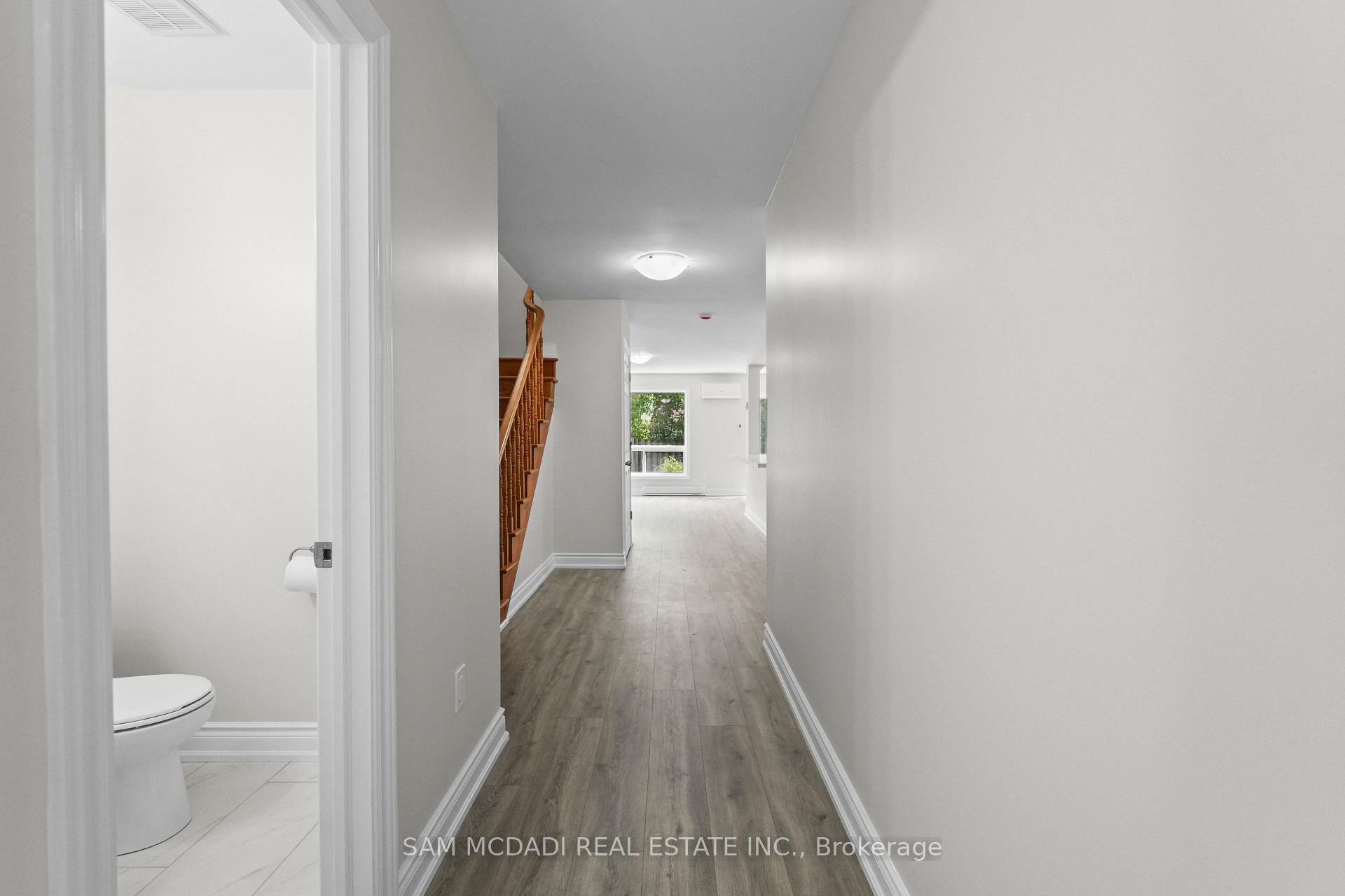 Photo 4 of 14 Birchfield Drive, Clarington, Courtice — HOMEH