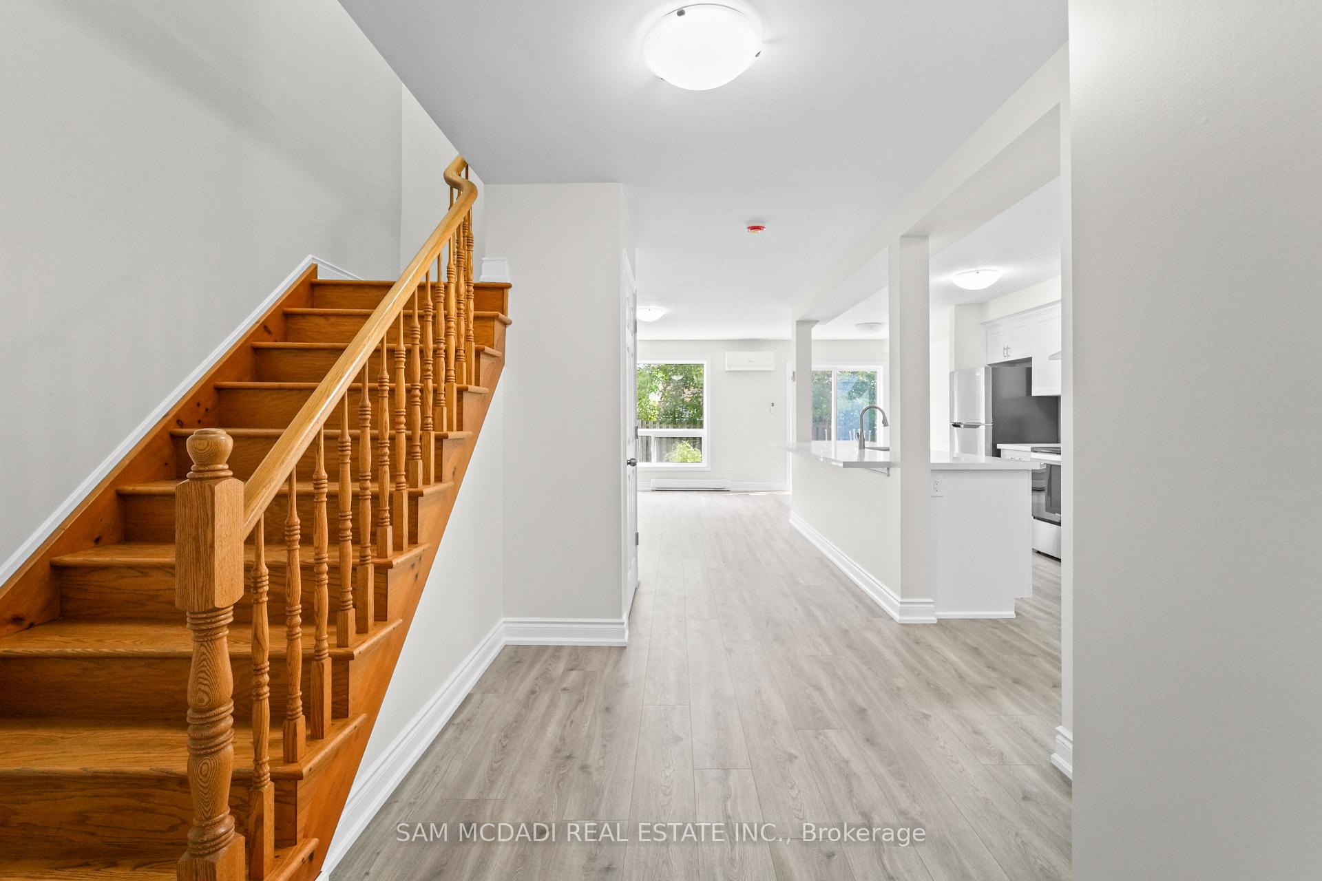 Photo 6 of 14 Birchfield Drive, Clarington, Courtice — HOMEH