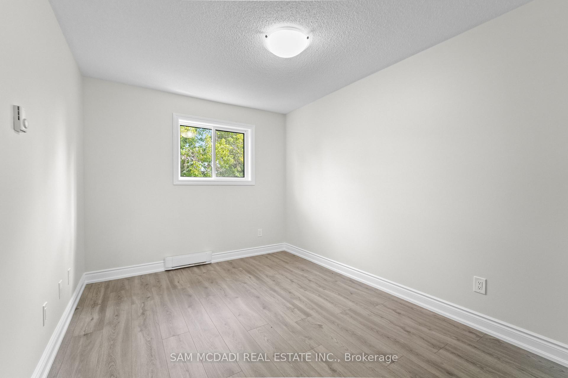Photo 24 of 14 Birchfield Drive, Clarington, Courtice — HOMEH