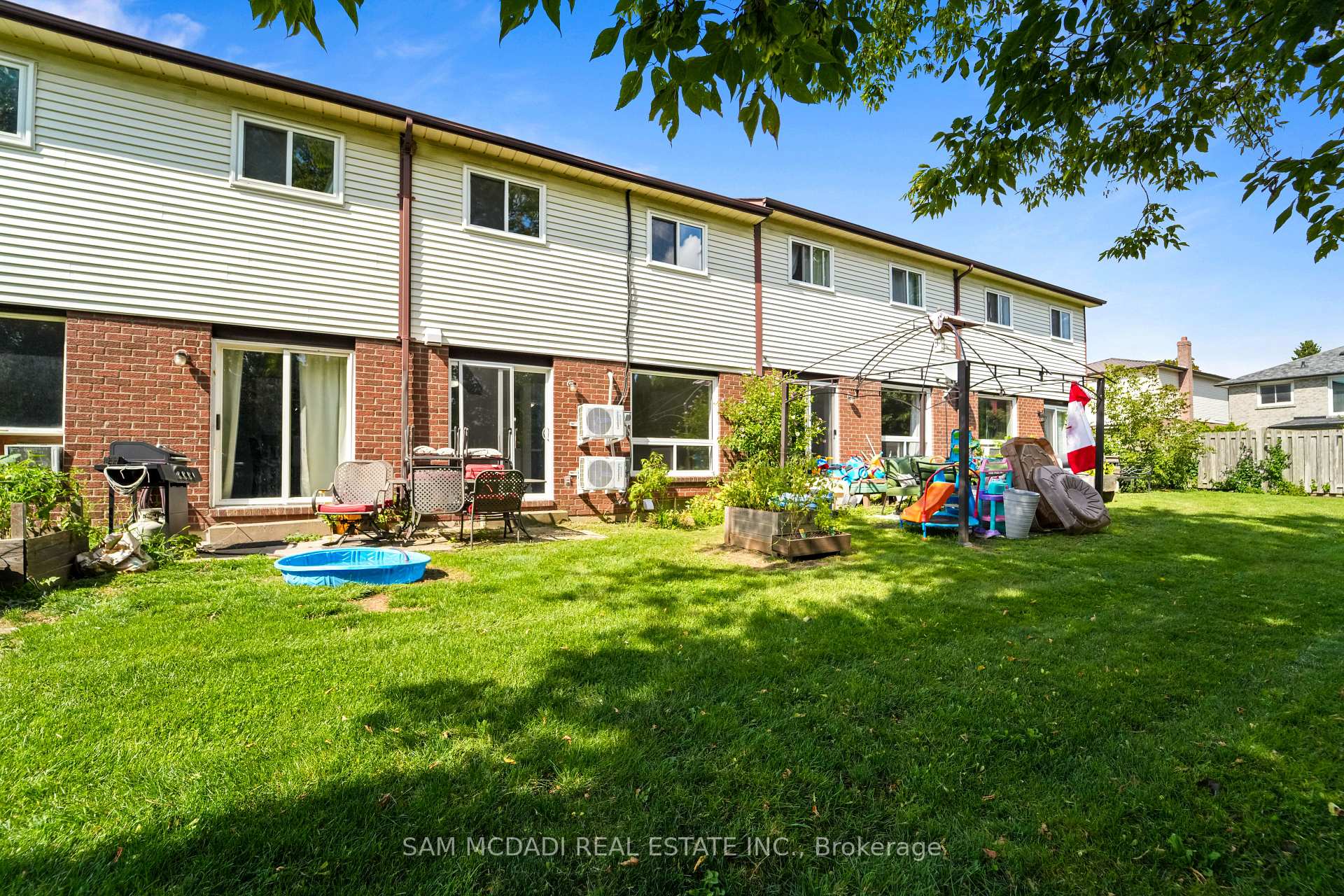 Photo 35 of 14 Birchfield Drive, Clarington, Courtice — HOMEH