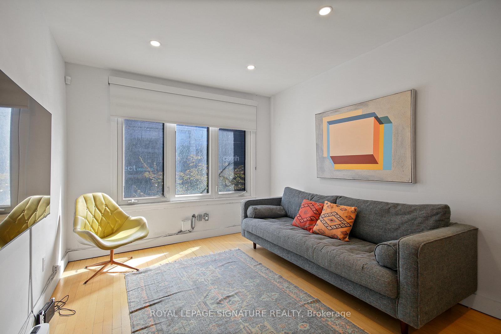 Photo 5 of Unit Upper, 1048 Queen Street W, Toronto, Trinity-Bellwoods — HOMEH
