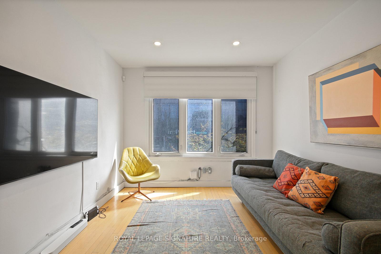 Photo 6 of Unit Upper, 1048 Queen Street W, Toronto, Trinity-Bellwoods — HOMEH