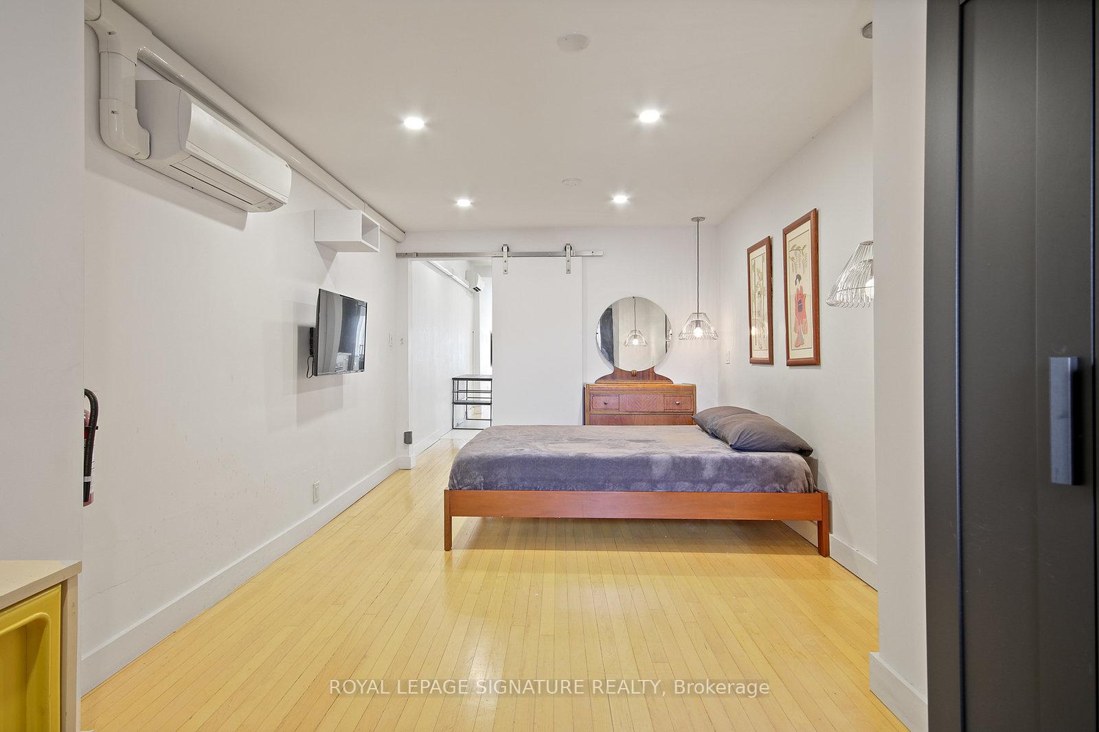 Photo 17 of Unit Upper, 1048 Queen Street W, Toronto, Trinity-Bellwoods — HOMEH