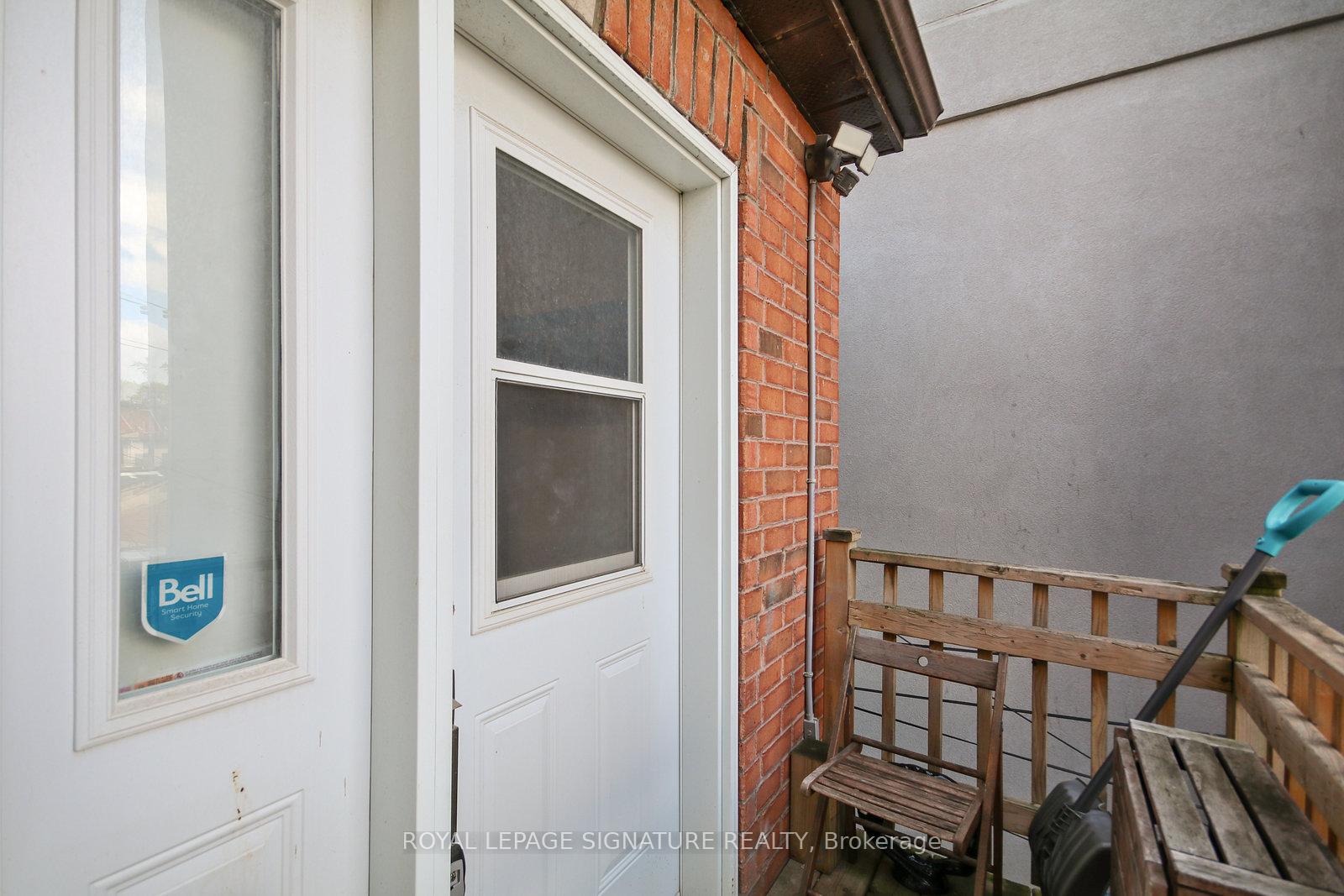 Photo 21 of Unit Upper, 1048 Queen Street W, Toronto, Trinity-Bellwoods — HOMEH