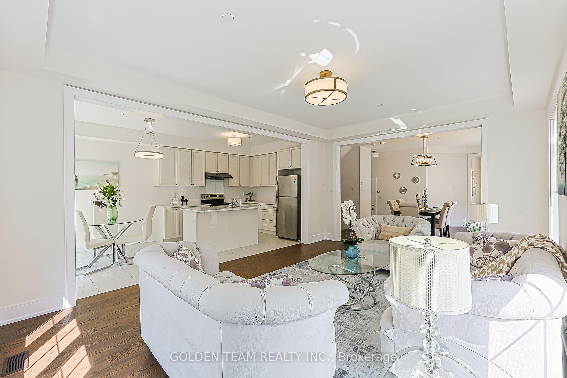 Photo 11 of 25 Caviglia Lane, Markham, Box Grove — HOMEH