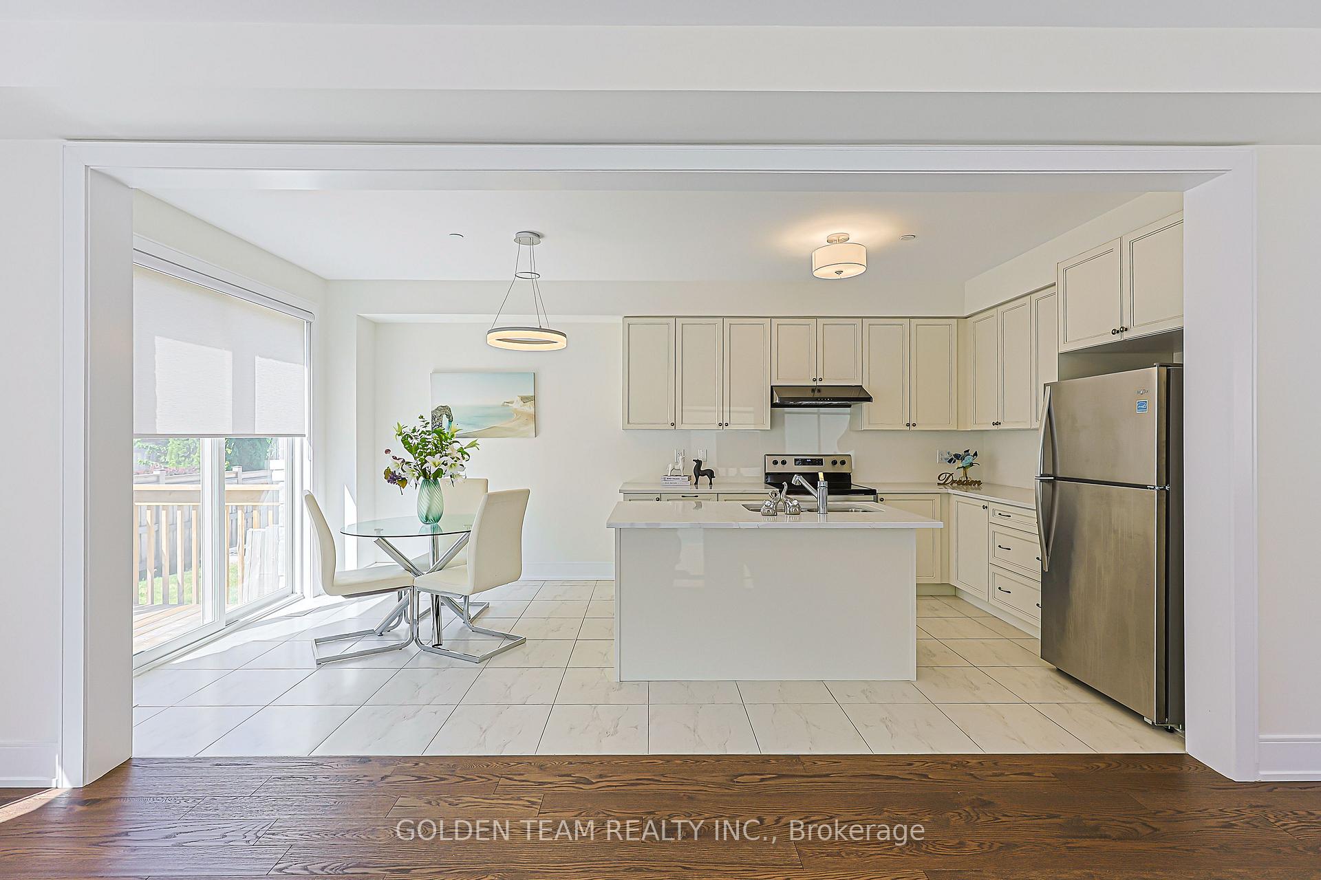 Photo 13 of 25 Caviglia Lane, Markham, Box Grove — HOMEH