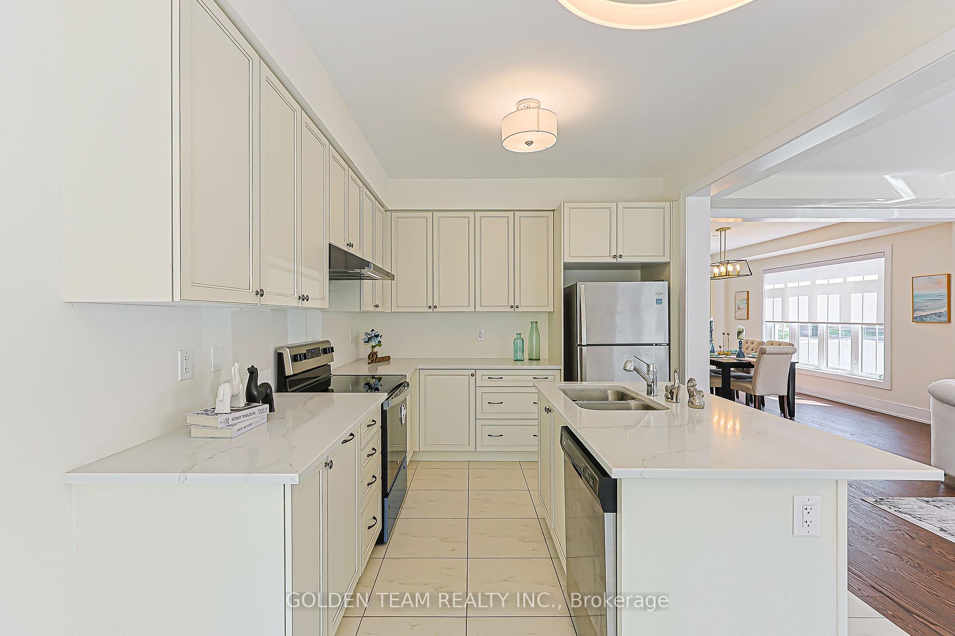 Photo 15 of 25 Caviglia Lane, Markham, Box Grove — HOMEH