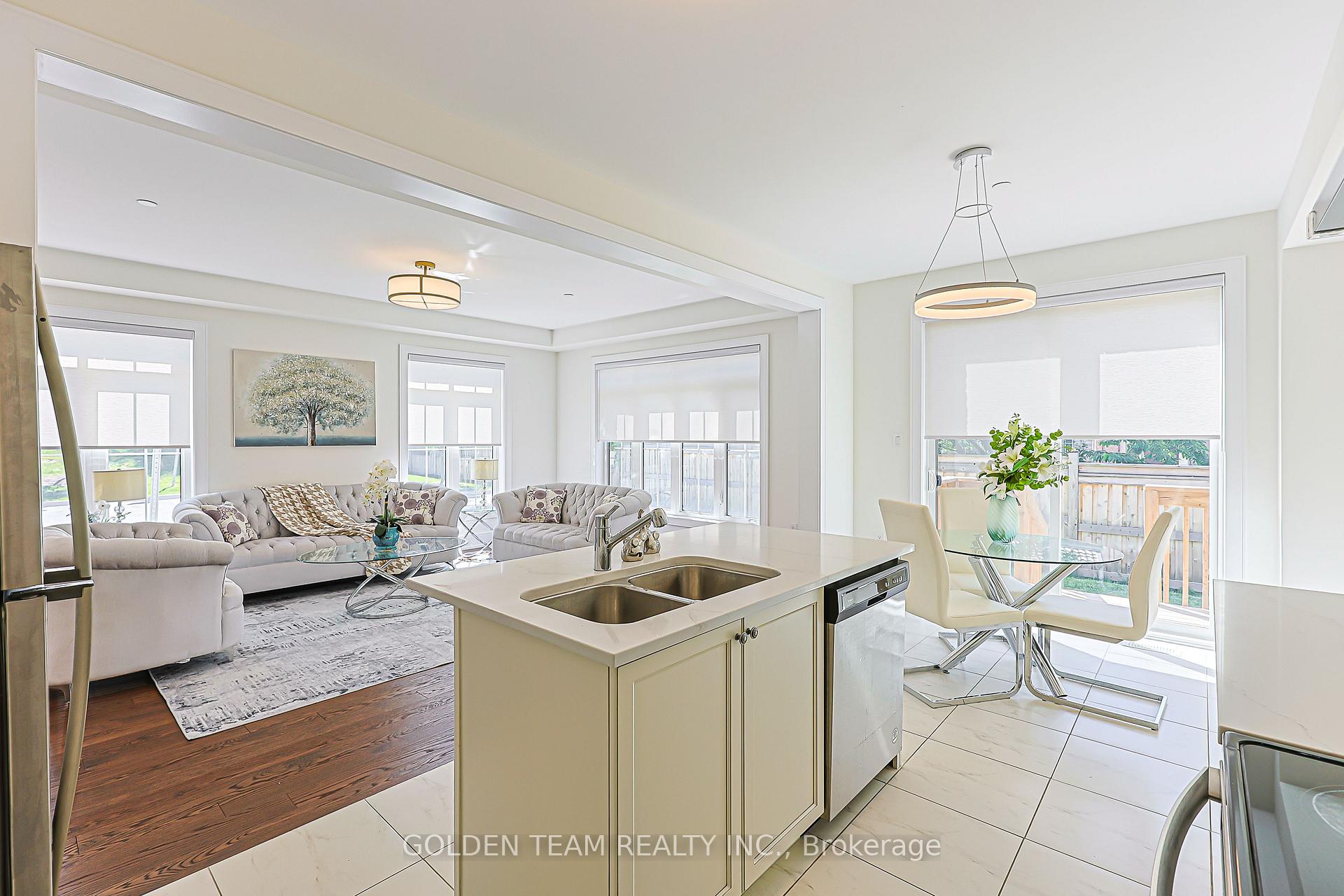 Photo 18 of 25 Caviglia Lane, Markham, Box Grove — HOMEH